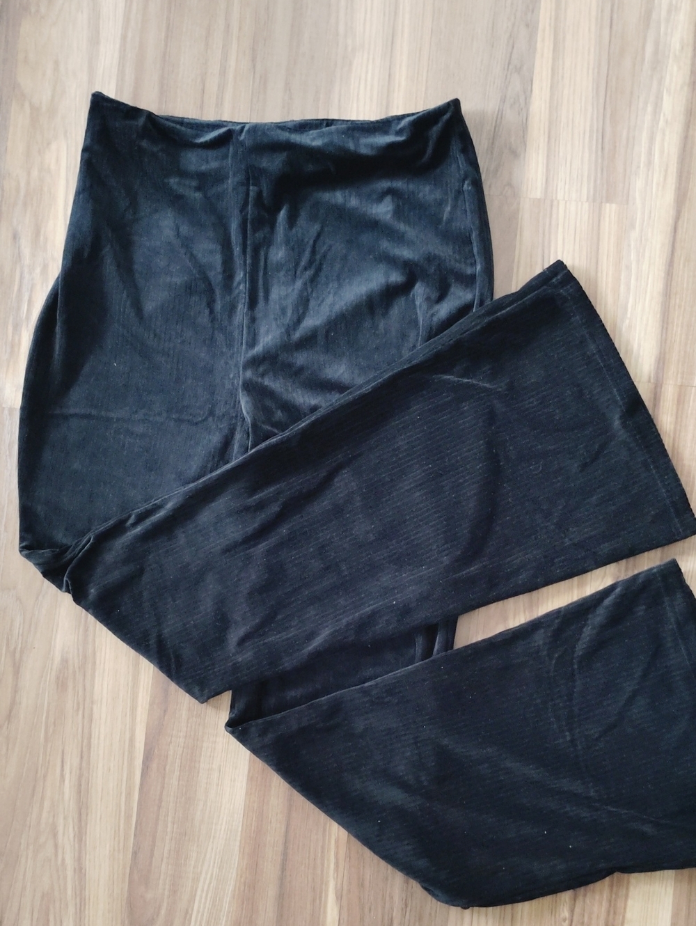 Black Ribbed Wide-Leg Pants